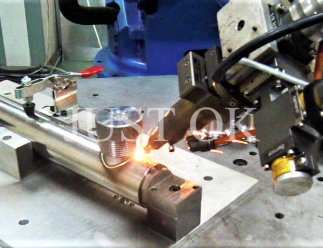 Oval Curved Surface -3D laser welding